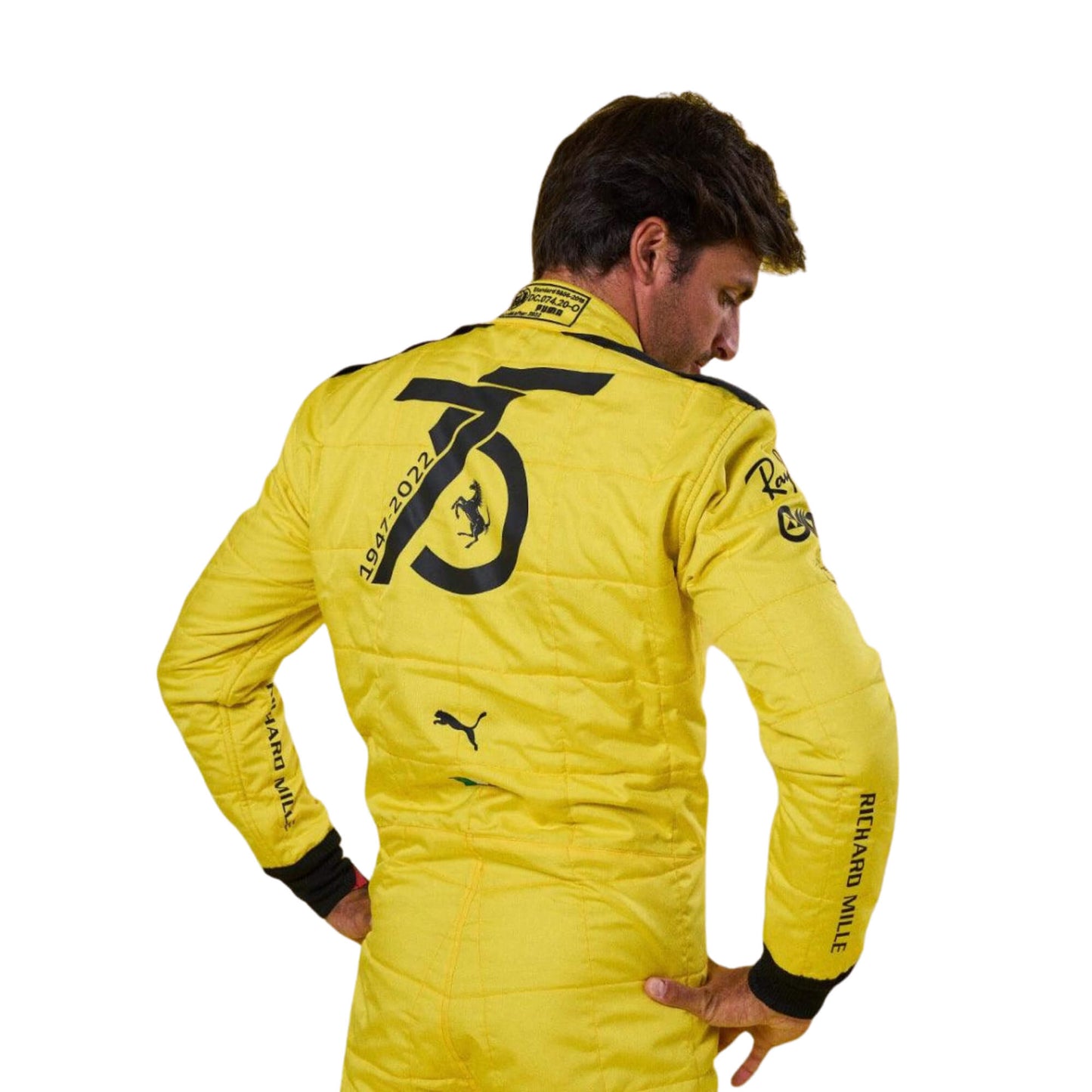 Back view of Carlos Sainz 2022 F1 suit – commemorative design with modern racing structure.
