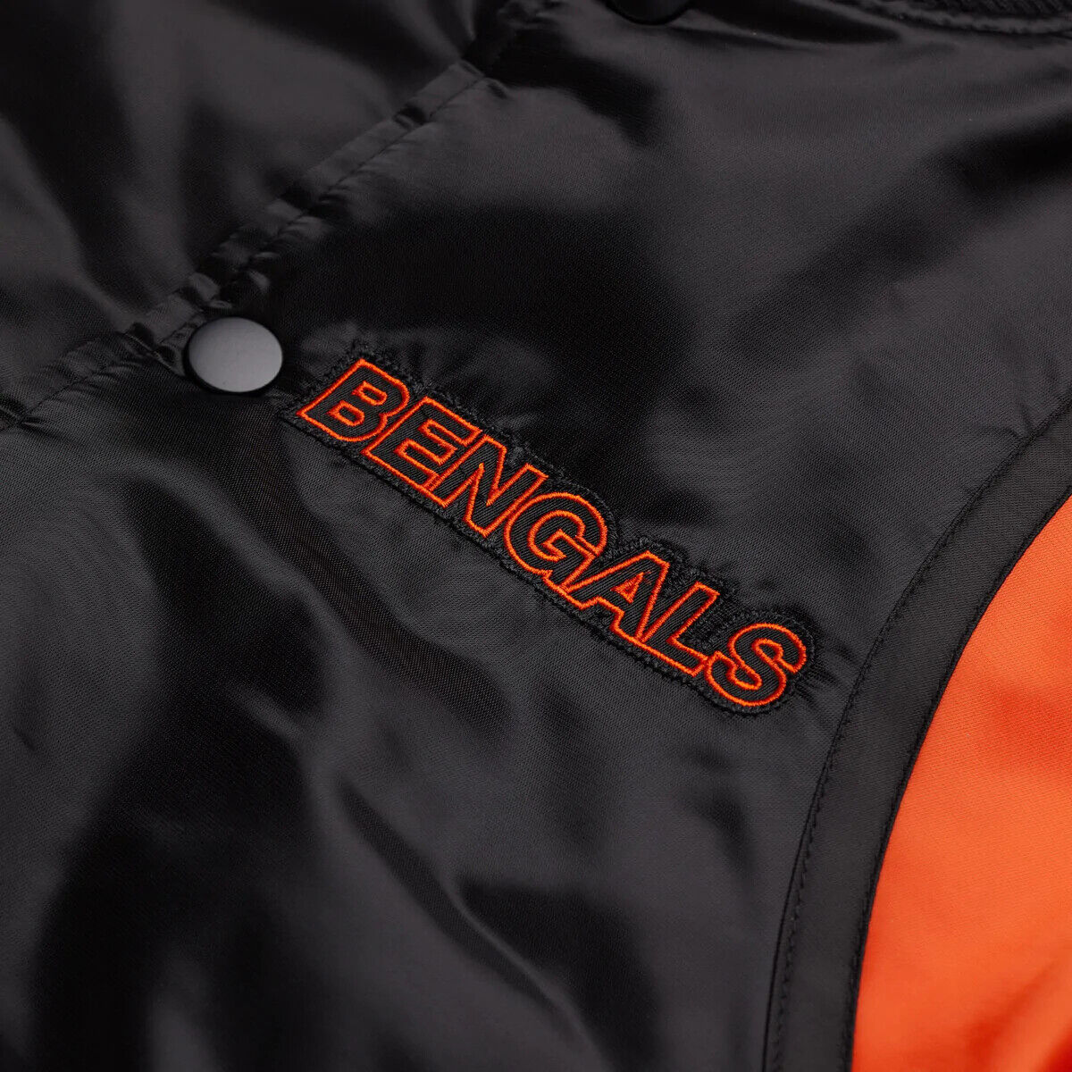 Cincinnati Bengals NFL classic vintage satin embroidery jacket